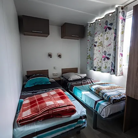 écovillage Soleil Du Pibeste Campeggio