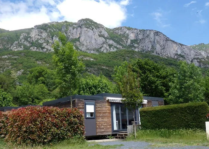 Ecovillage Soleil Du Pibeste 캠프장 4*