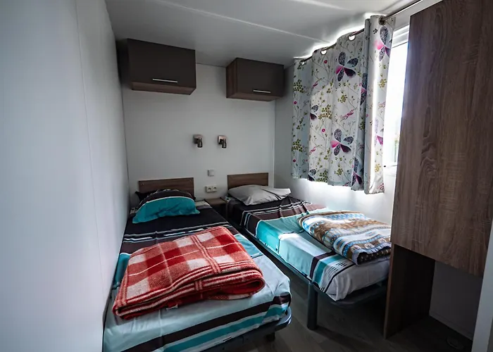 Ecovillage Soleil Du Pibeste Κάμπινγκ