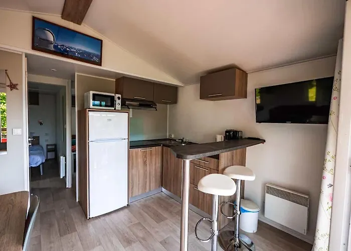 Ecovillage Soleil Du Pibeste 캠프장 아고스 비달로스